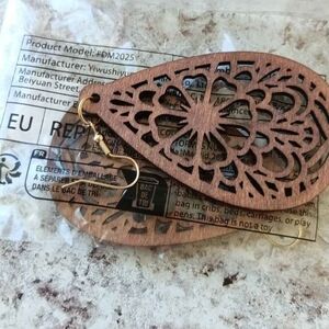 Elegant Brown Teardrop Earrings